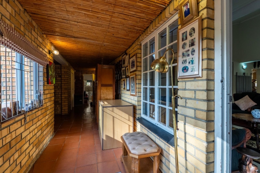 7 Bedroom Property for Sale in Cloetesville Western Cape